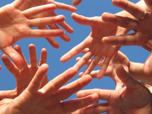 1029083_reaching_1